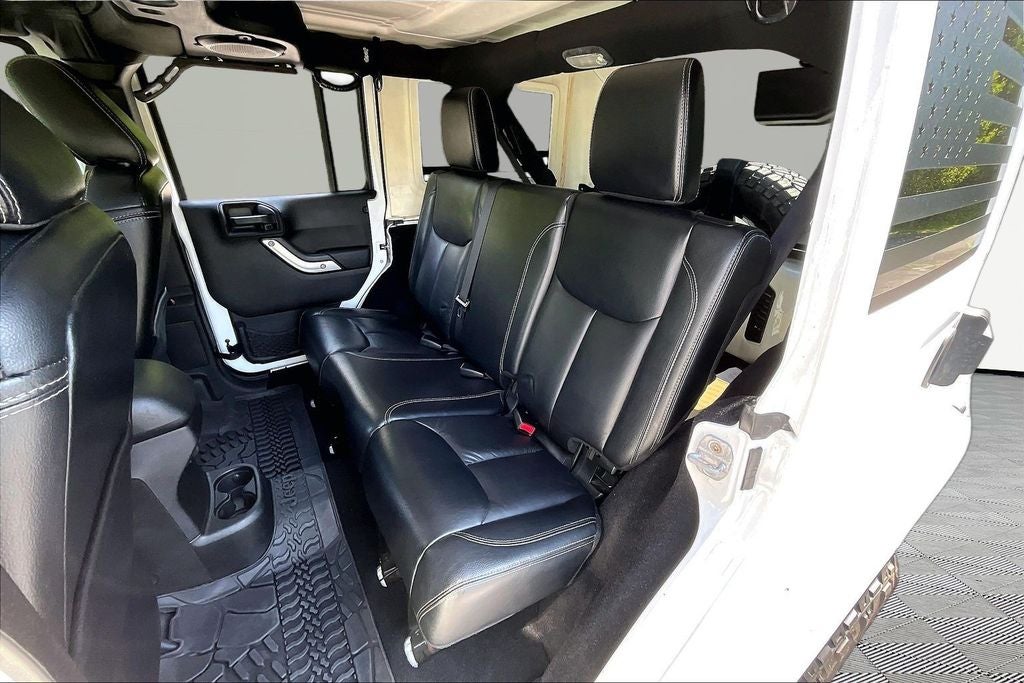 2013 Jeep Wrangler Unlimited Sahara