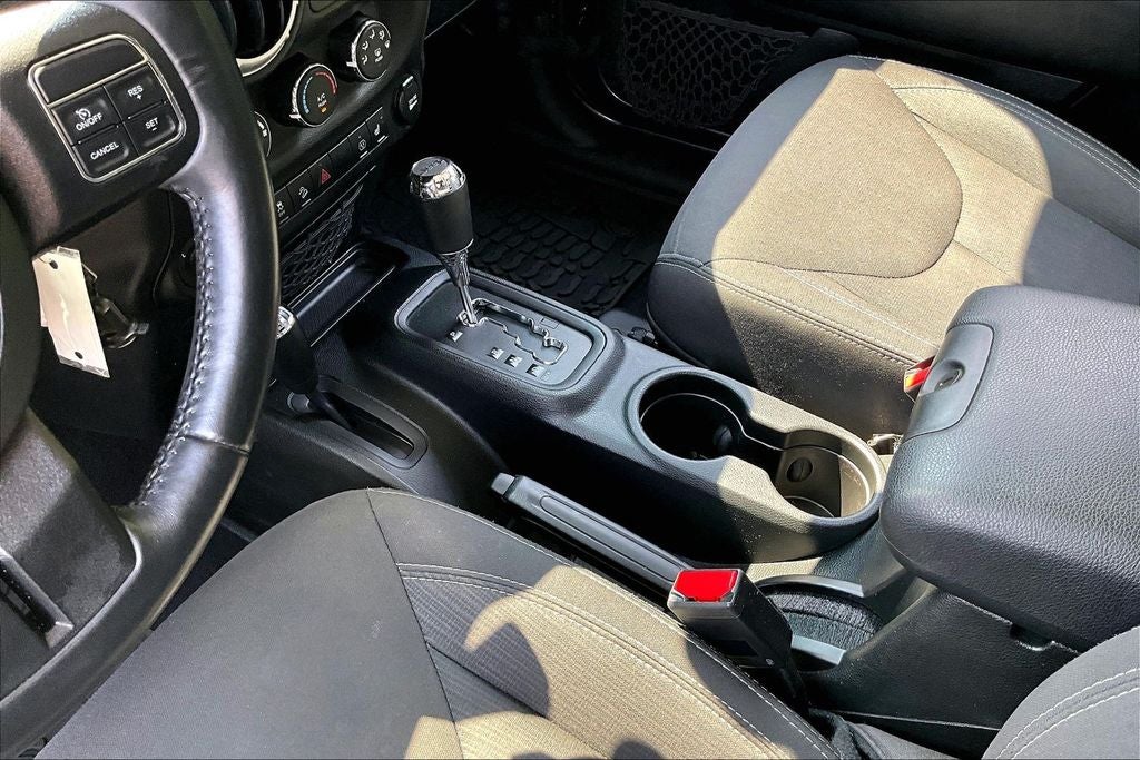 2017 Jeep Wrangler Unlimited Rubicon - Photo 14