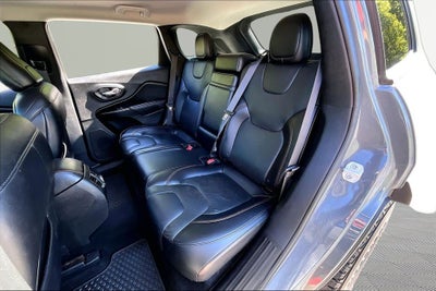 2019 Jeep Cherokee Trailhawk