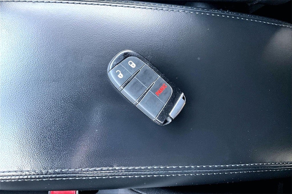 2019 Jeep Grand Cherokee Laredo E