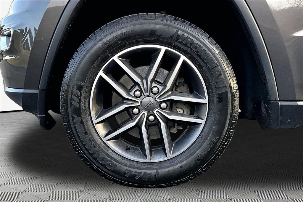 2019 Jeep Grand Cherokee Laredo E