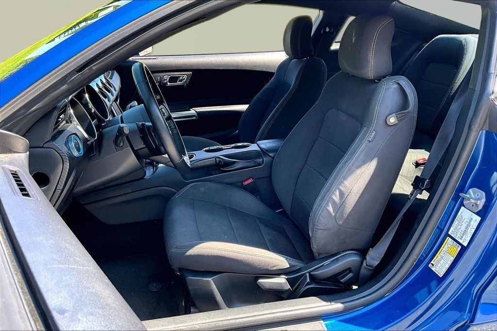 2017 Ford Mustang V6