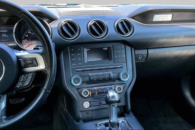 2017 Ford Mustang V6