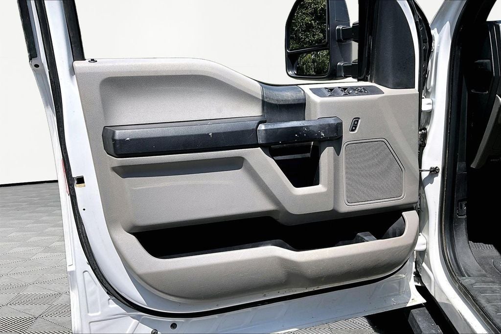 2017 Ford F-350SD XL DRW