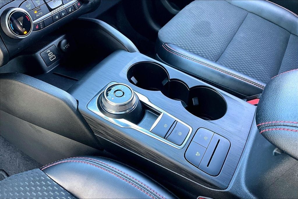 2025 Ford Escape ST-Line Select