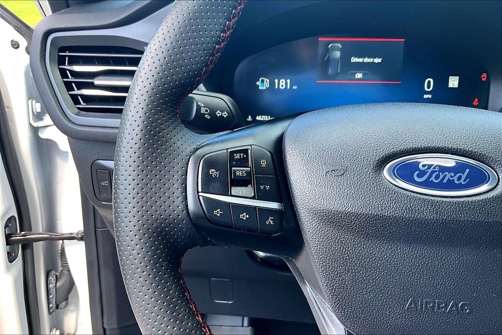 2023 Ford Escape ST-Line Elite
