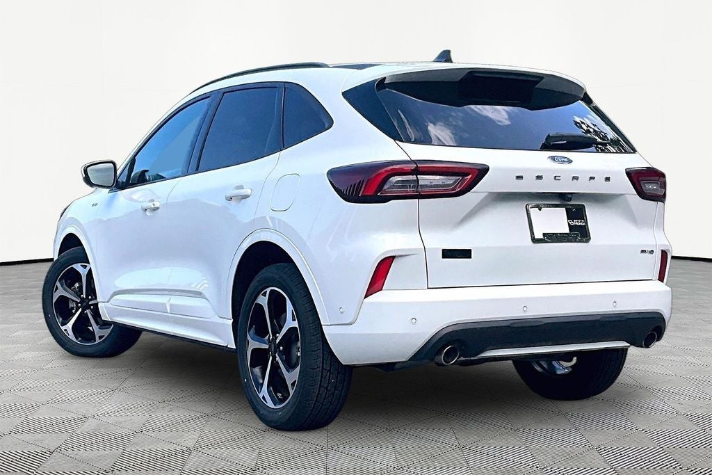 2023 Ford Escape ST-Line Elite