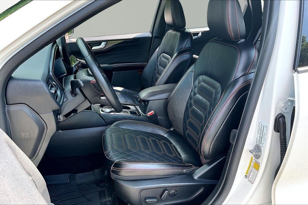 2023 Ford Escape ST-Line Elite
