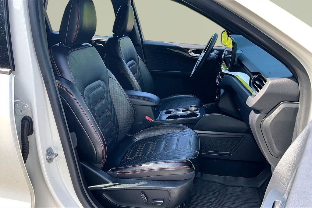 2023 Ford Escape ST-Line Elite