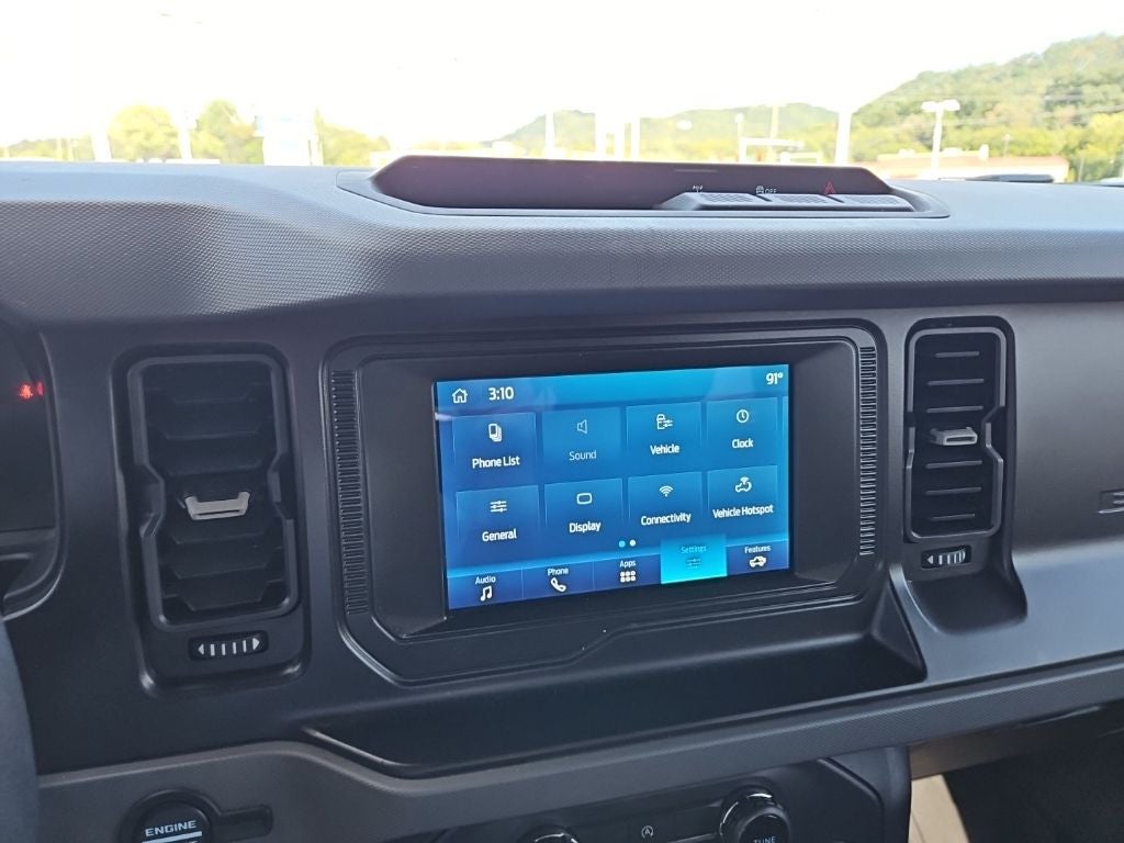 2022 Ford Bronco Base