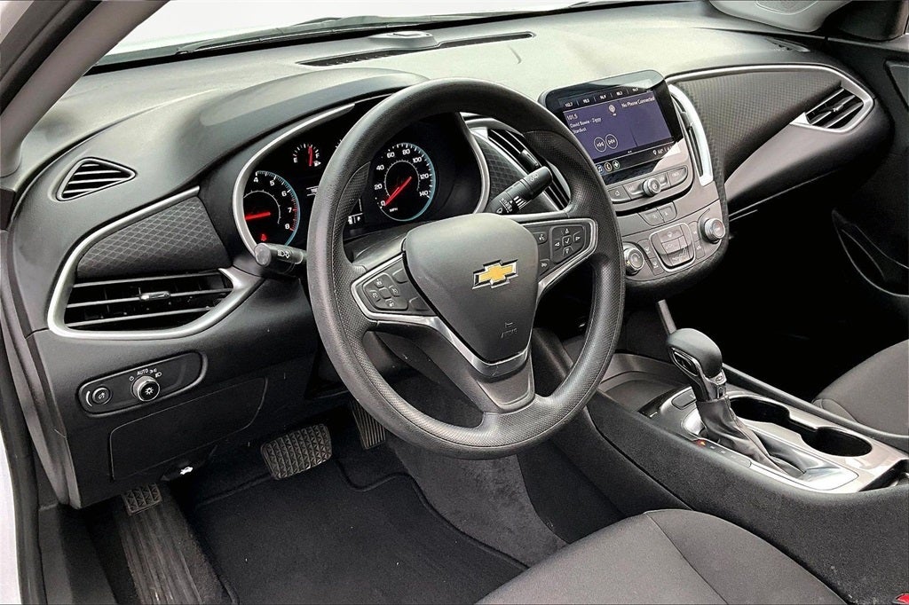 2022 Chevrolet Malibu LS 1LS