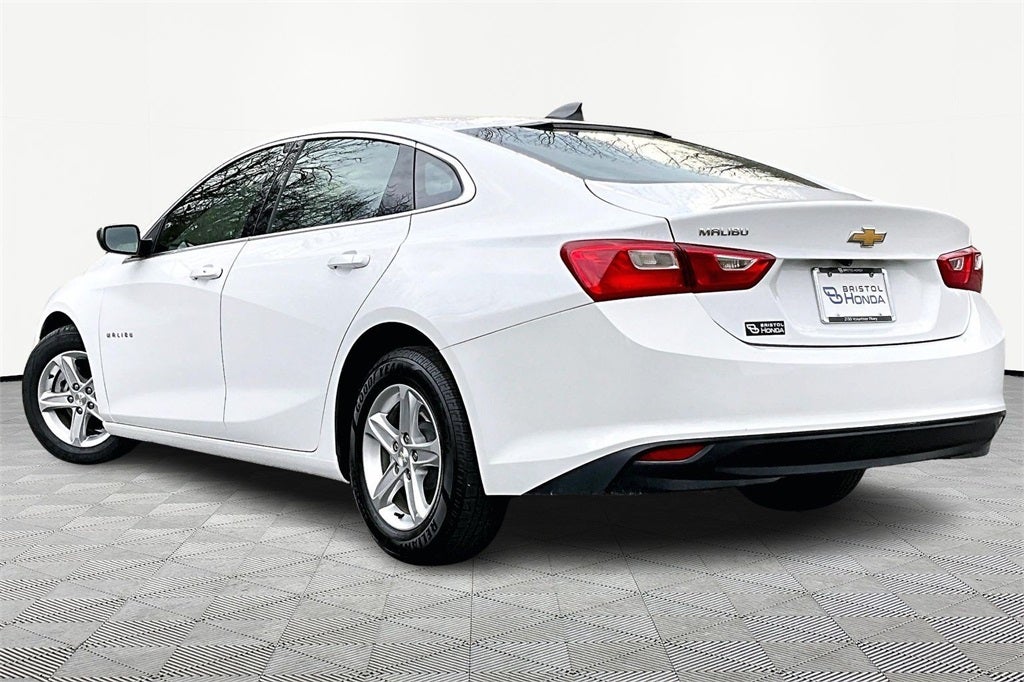 2022 Chevrolet Malibu LS 1LS
