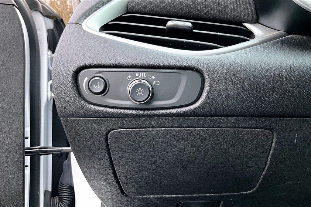 2022 Chevrolet Malibu LS 1LS