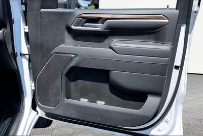 2025 Chevrolet Silverado 1500 LT LT1
