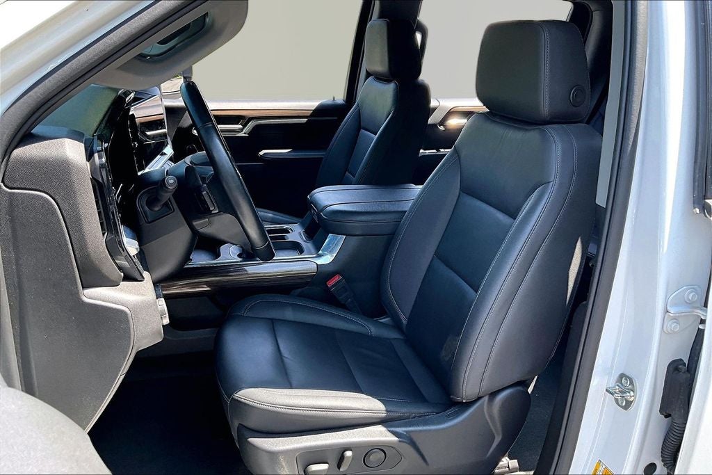 2025 Chevrolet Silverado 1500 LT LT1