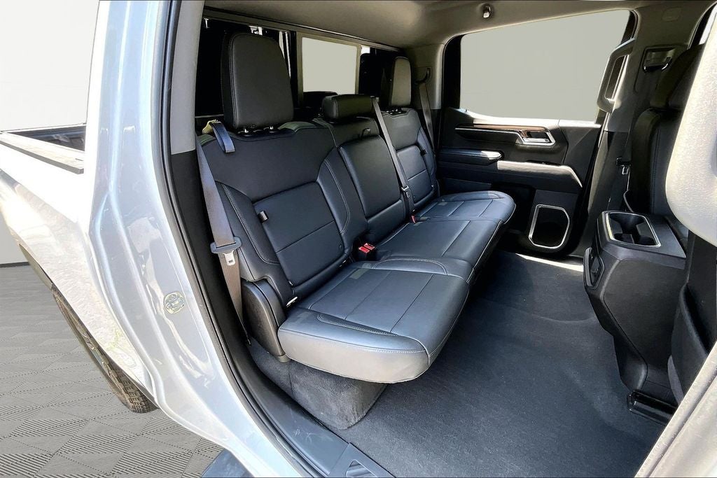 2025 Chevrolet Silverado 1500 LT LT1