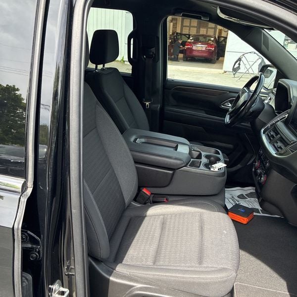 2022 Chevrolet Suburban LS