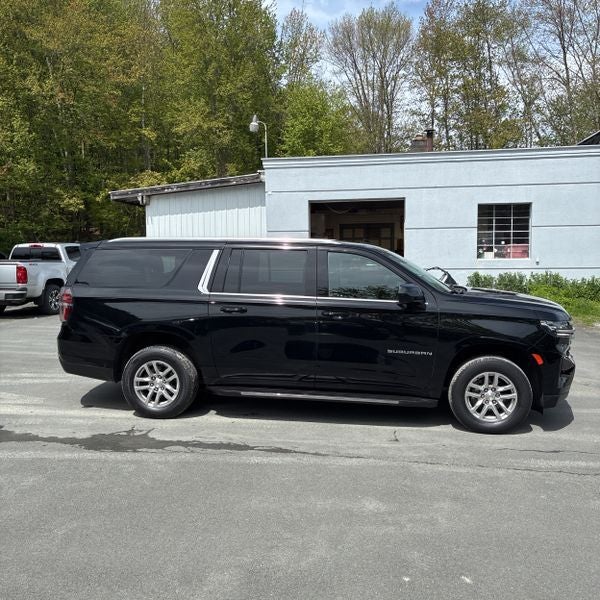 2022 Chevrolet Suburban LS