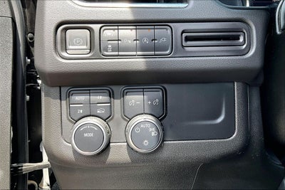 2022 Chevrolet Suburban LS