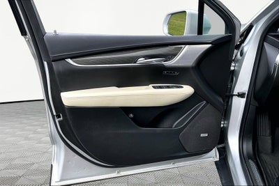 2020 Cadillac XT5 Sport