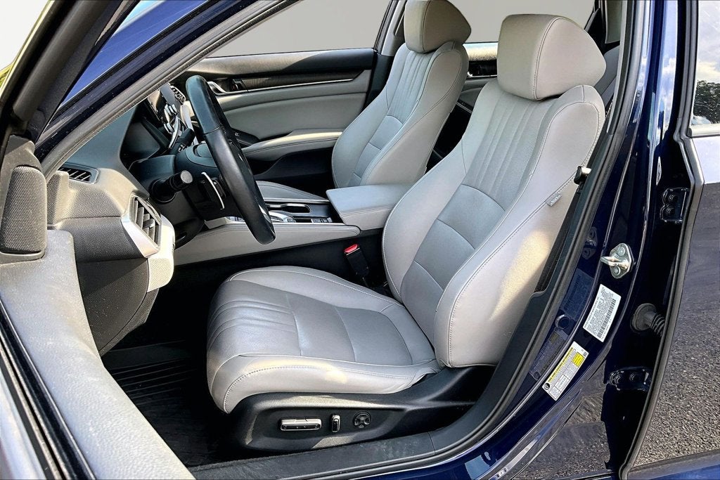 2019 Honda Accord Touring 2.0T