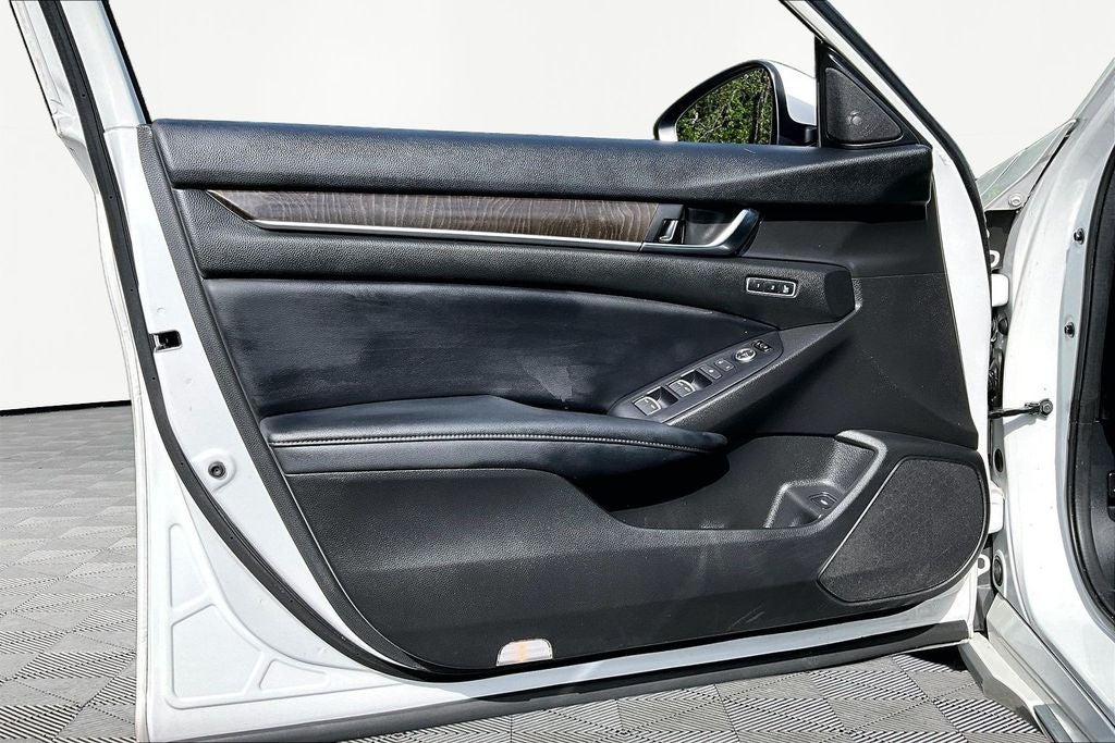 2018 Honda Accord Touring 2.0T