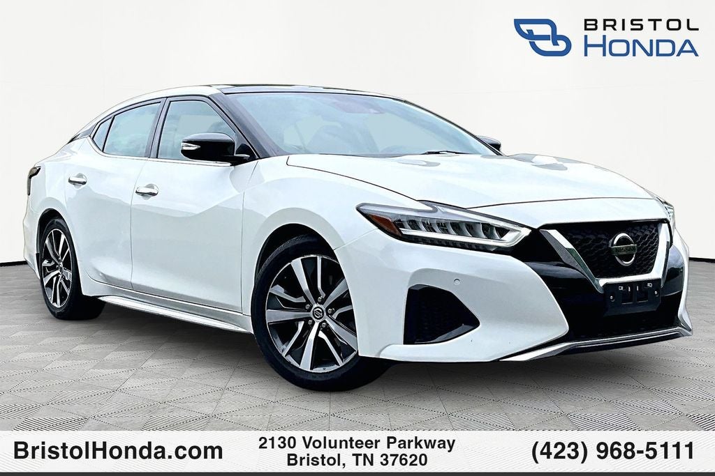 2020 Nissan Maxima SL's photo