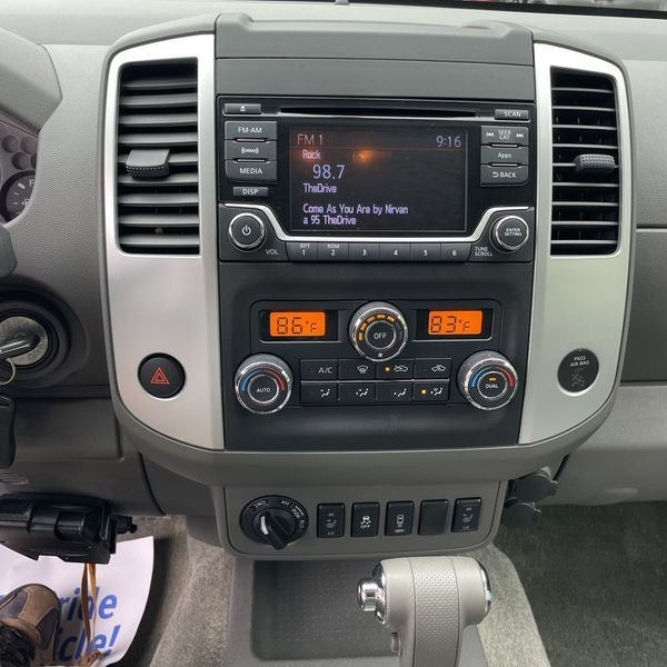 2015 Nissan Frontier SV