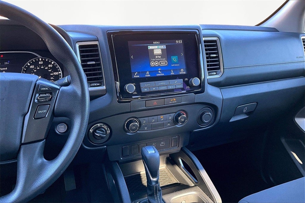 2022 Nissan Frontier SV