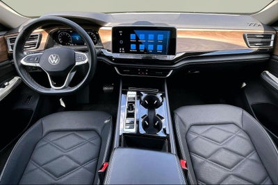 2025 Volkswagen Atlas 2.0T SE w/Technology