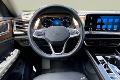 2025 Volkswagen Atlas 2.0T SE w/Technology