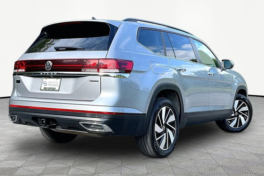2025 Volkswagen Atlas 2.0T SE w/Technology