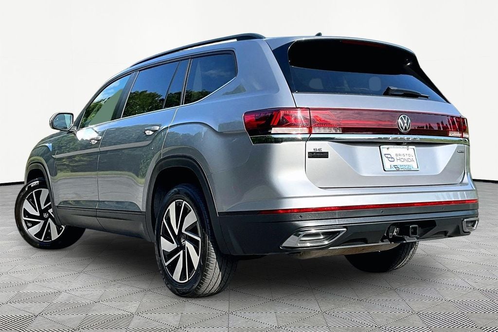 2025 Volkswagen Atlas 2.0T SE w/Technology