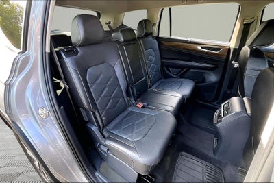 2025 Volkswagen Atlas 2.0T SE w/Technology