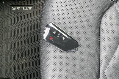 2025 Volkswagen Atlas Cross Sport 2.0T SE