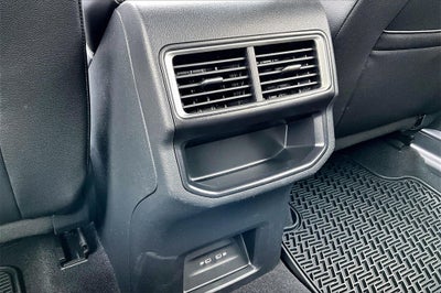 2025 Volkswagen Atlas Cross Sport 2.0T SE