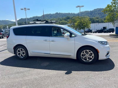 2022 Chrysler Pacifica Limited