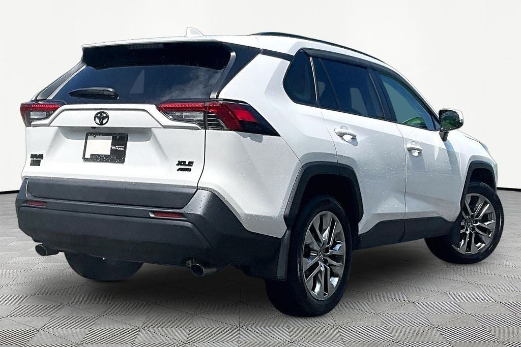 2020 Toyota RAV4 XLE Premium