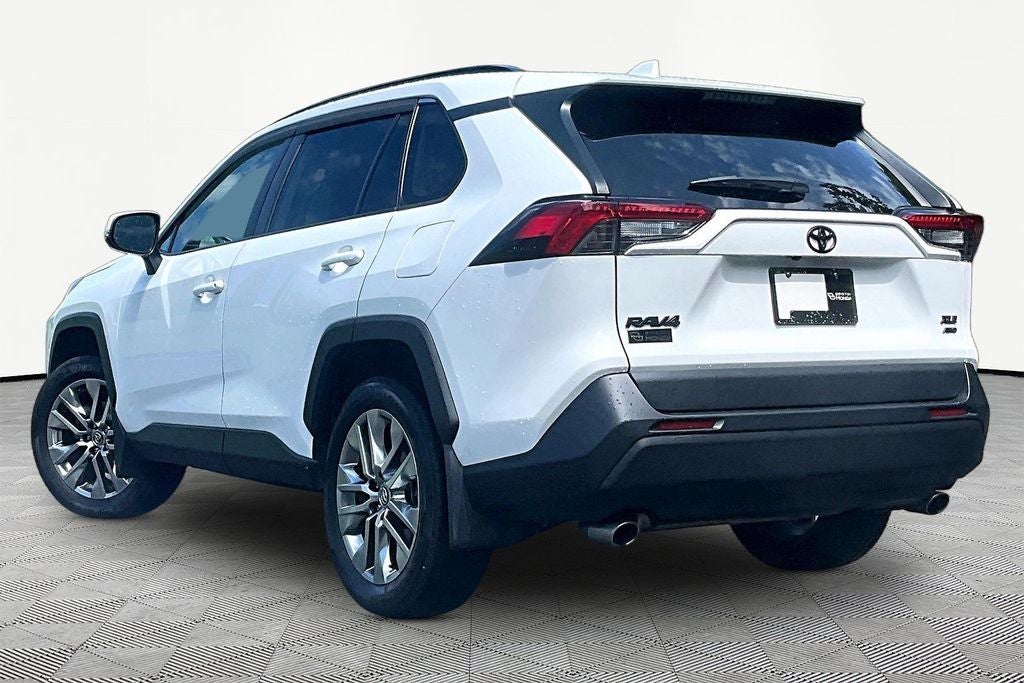 2020 Toyota RAV4 XLE Premium