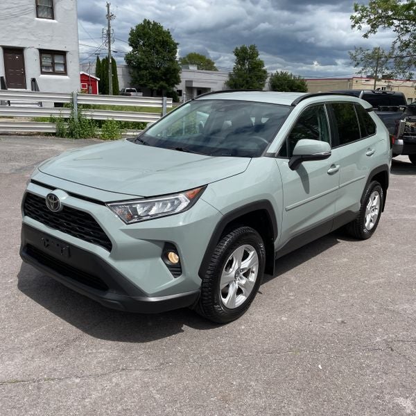 2020 Toyota RAV4 XLE AWD's photo