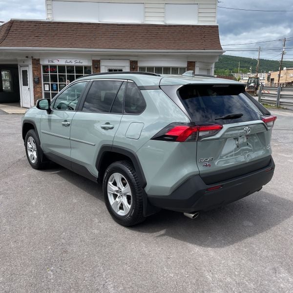 2020 Toyota RAV4 XLE