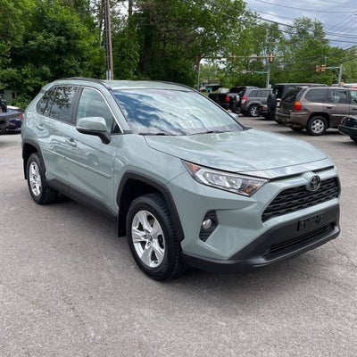 2020 Toyota RAV4 XLE