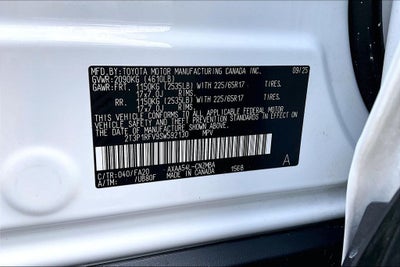 2025 Toyota RAV4 XLE