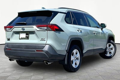2020 Toyota RAV4 Hybrid XLE
