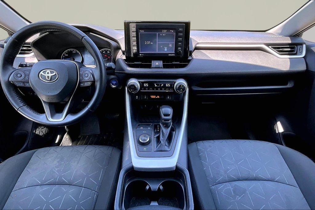 2020 Toyota RAV4 Hybrid XLE