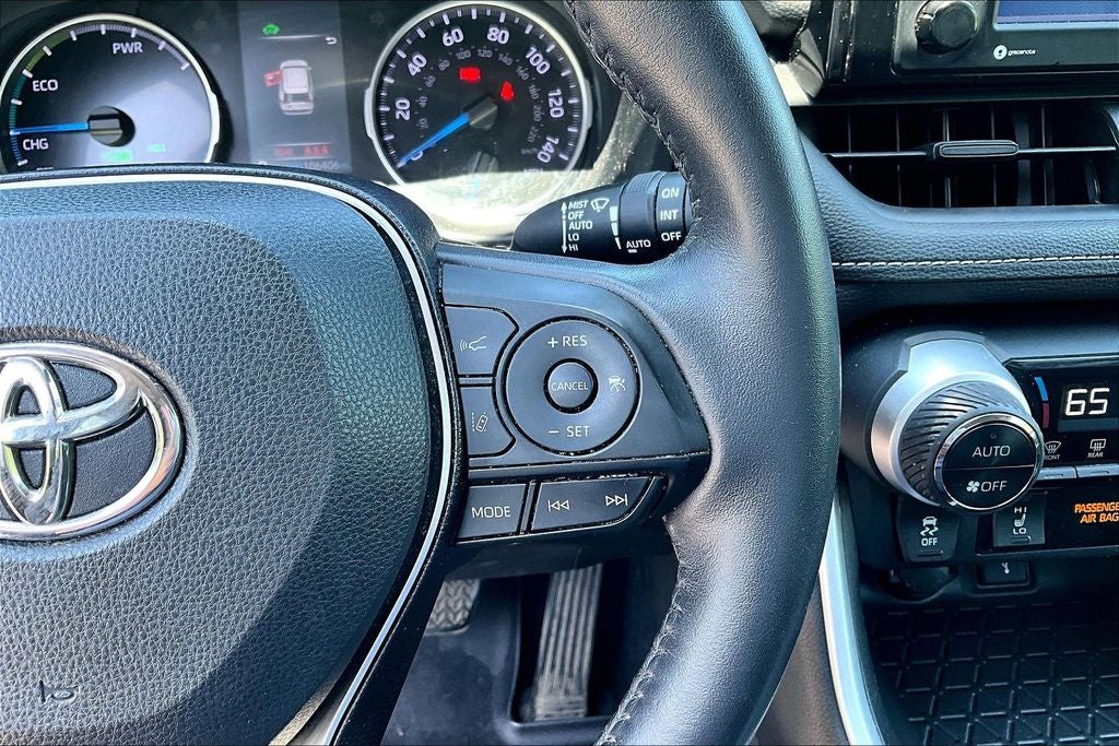 2020 Toyota RAV4 Hybrid XLE
