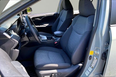2020 Toyota RAV4 Hybrid XLE