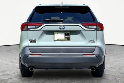 2020 Toyota RAV4 Hybrid XLE