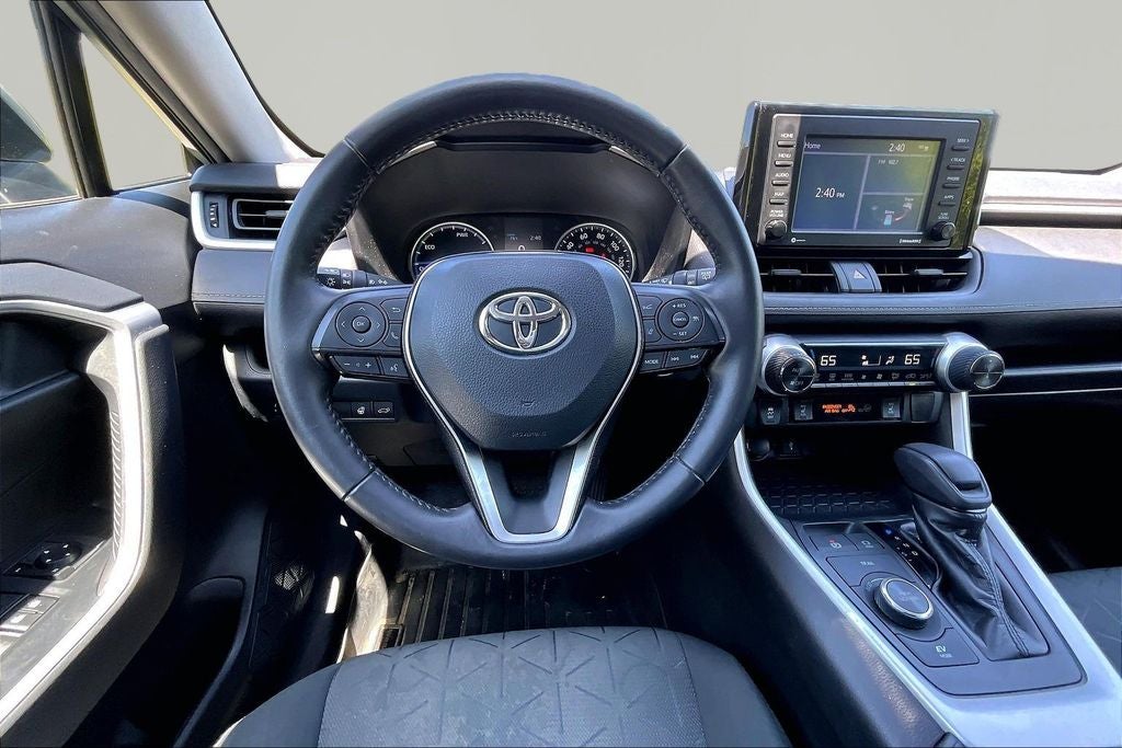 2020 Toyota RAV4 Hybrid XLE