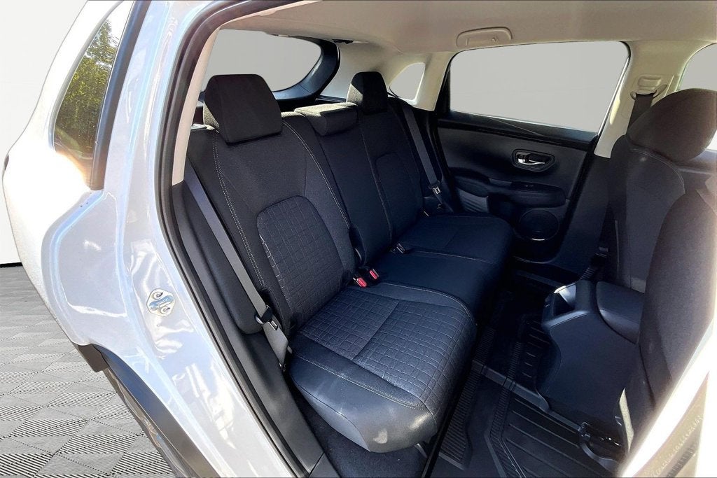 2027 Honda HR-V LX